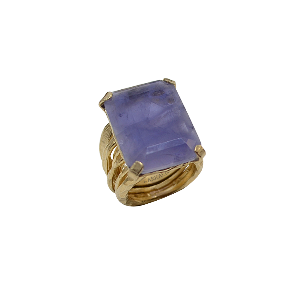 Ασημένιο Δαχτυλίδι, Κρύσταλλο