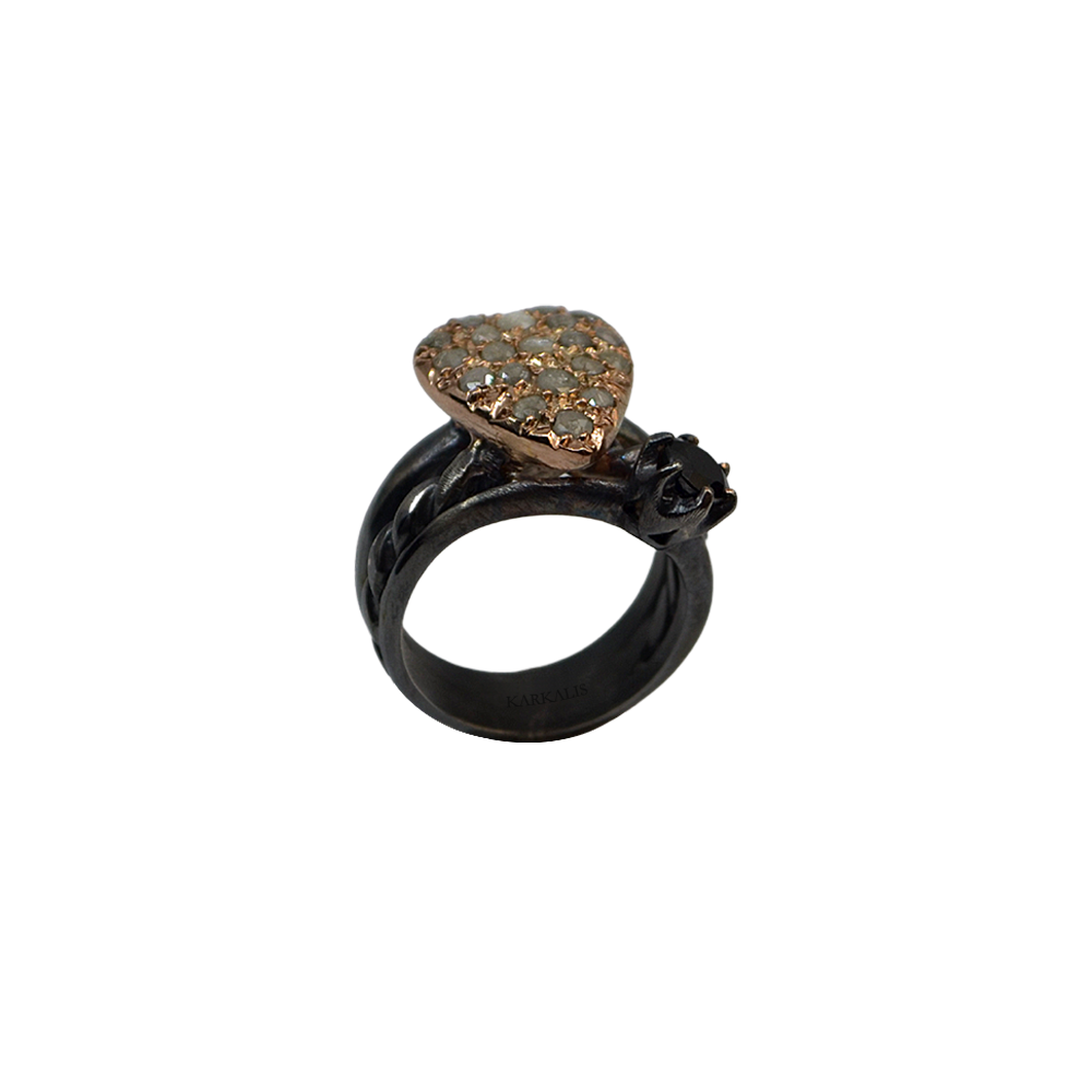 Ασημένιο Δαχτυλίδι, Διαμάντια